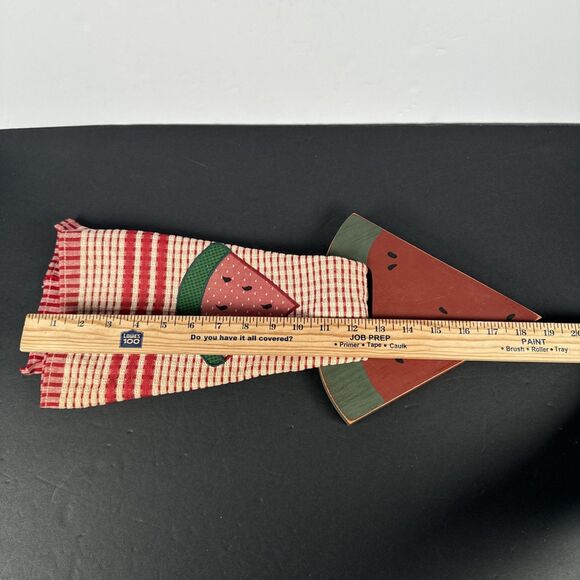 Country Cabin Cottage Core Towel Hangers With Towels Hearts & Watermelon Design - Picture 14 of 16